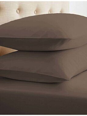 Home Collections Premium Ultra Soft Solid Pillow Case Set